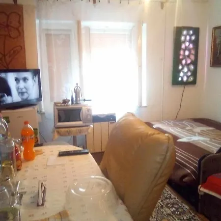 Guest house Kulcsoshaz Vendeghaz *